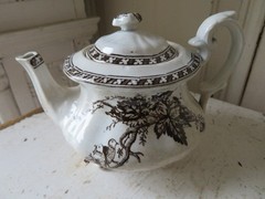 2 Vintage WHITE BROWN Transferware PLATES & TEAPOT Birds & Branches CRAZING