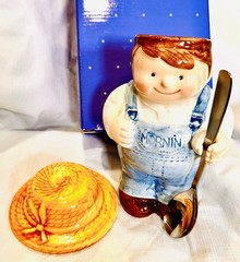 Avon ~ FRIENDLY FARMER COFFEE CADDY w/Stainless Steel Spoon NOS in BOX Vintage