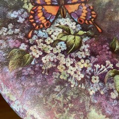 Vtg/antique deco copper Victorian hand painted tin Round advertising butterfly