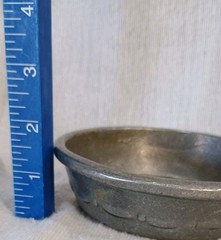 2 Vtg Cast Aluminum Skillets Wall Hangings Fruit Design Rustic French Country