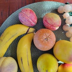 MCM Vintage Alabaster Stone Faux Fruit Artificial 13 pieces Unbranded