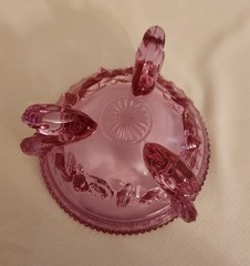 Westmoreland Argonaut Shell & Dolphin 3 Footed Pink / Purple Glass Covered Dish
