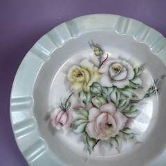 Vintage 1940s Hand Painted Roses 8.75” Ceramic Dish Trinket Bowl Signed