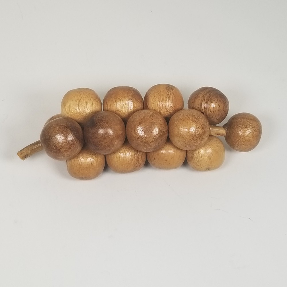 Vintage MCM Wooden Bunch of Grapes On Stem Brown – 1960’s
