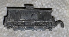 VINTAGE COLLECTIBLE MIXED SOUVENIR LOT PEWTER BRASS CAST METAL ETC