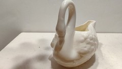 Belleek 4″ Swan Dish