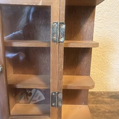 VTG Miniture Wood And Glass Footed Curio Cabinet with 3 Shelf MCM Trinkets *Flaw