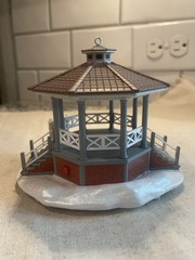 Hallmark Keepsake 2025 Magic Gilmore Girls Gazebo NIB song “Where You Lead”