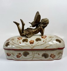 Hung Hei Trinket Box Dresser Fairy Angel Handle Art Nouveau Style Ceramic 9”