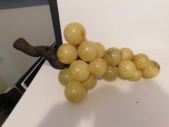 Vintage Midcentury MCM Italian-Style Alabaster Marble Stone Grapes Wood Stem 17″