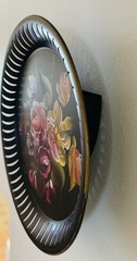 TOLEWARE Wall Pocket Reticulated Edge Fine Art Studio Philly PA Hand Painted Vtg