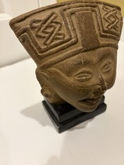 Pre-Columbian Veracruz Mexico Laughing Head Statue