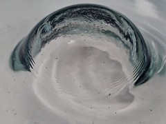 Vintage 1960’s Unbranded Aqua Blue Glass Raised Center Handmade 7.25″ Round Bowl
