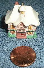 1990 HALLMARK KEEPSAKE MINIATURE ORNAMENT – OLD ENGLISH VILLAGE – SCHOOL IN BOX