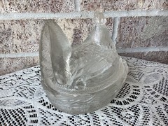 L E Smith Hen on a Nest Covered Candy Dish Clear Glass Woven Basket Heavy Vtg 5”