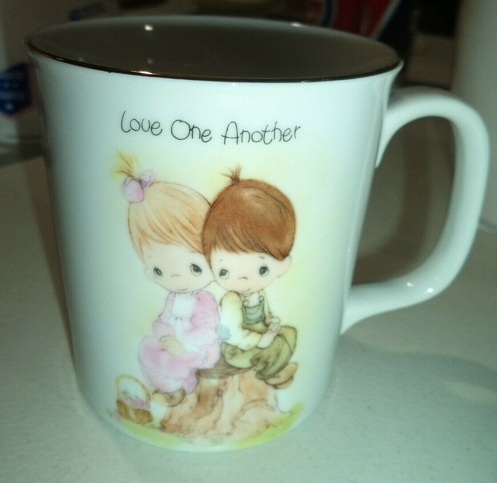 Precious Moments Love One Another 10 oz. Enesco Coffee Cup