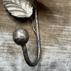 Italian Tole Metal Rose Wall Hook Antique Gold Finish 6″ MCM VTG