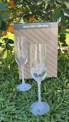Vintage Avon Lead Crystal Hummingbird Champagne Flutes Frosted Set of 2 New NOS