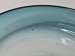 Vintage 1960’s Unbranded Aqua Blue Glass Raised Center Handmade 7.25″ Round Bowl