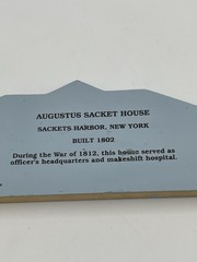 VTG Rare Cat’s Meow Shelve Sitters Augustus Sacket House Sackets Harbor NY T7