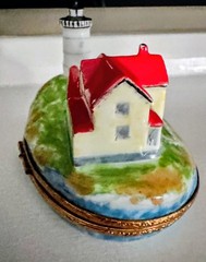 Limoges France Nubble Lighthouse Collectible Box Signed RARE ARTORIA