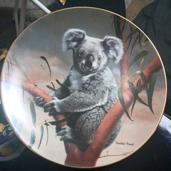 The Koala by Charles Frace Collector Plate 1990 WS George NaturesLovables Bradex