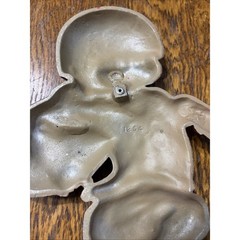 Vintage 1976 Homco Cast Aluminum Football Player Sexton Wall Hanger