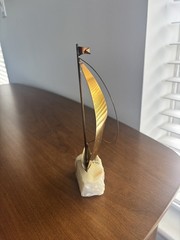 SIGNED DEMOTT NAUTICAL SAILBOAT SCULPTURE CALIFORNIA USA ONYX BRASS-8.5”