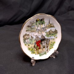 Vintage Ireland Souvenir Trinket Dish Fine Bone China Small Decorative Plate Rim
