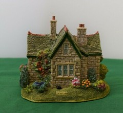 Lilliput Lane Cottages The Bobbins Mint in original box with deed. L2178