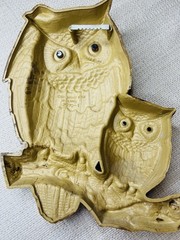 Vintage 1977 Mom + Baby Owl Wall Hanging Burwood Products Co Hard Plastic MCM