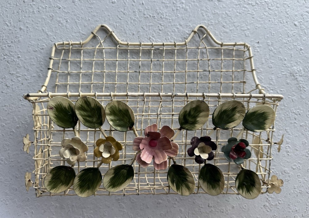VINTAGE Tole Metal Wall Basket Flowers Toleware