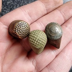 Thimbles Post Medieval Metal Detector Finds Antique 18x20mm 17x18mm 12x15mm (75)