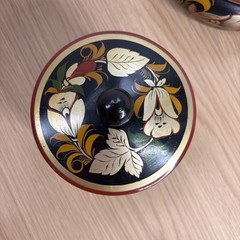 Russian Khokhloma wood Bowl Lid Pot, traditional hand-painted floral motifs Gold