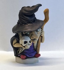 Harmony Kingdom Artst Neil Eyre Designs Halloween Wicked Kitchen Witch Skull