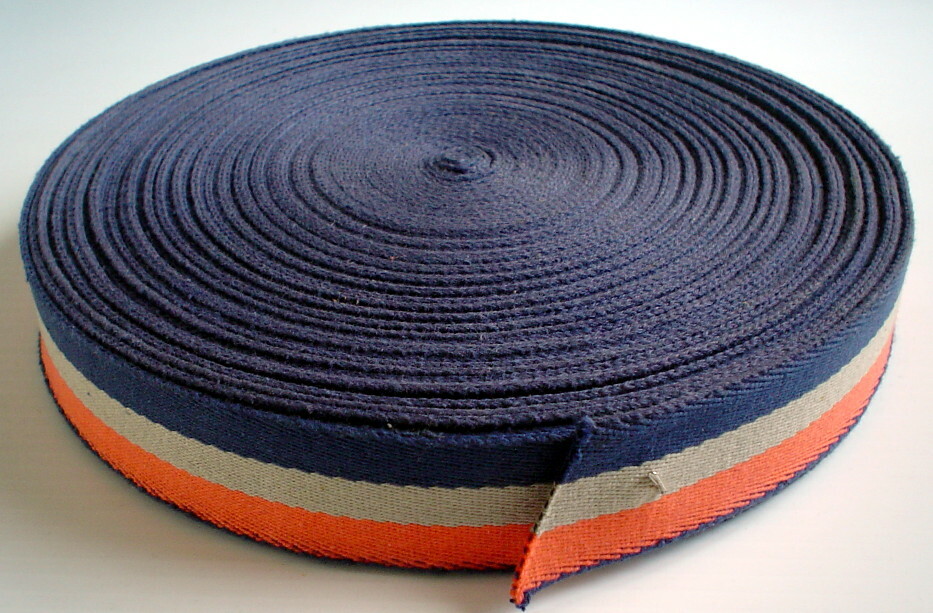 ONE VINTAGE COTTON BELT ROLL ***** UN ANCIEN ROULEAU DE CEINTURE DE COTON
