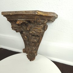 Italian Neoclassical Antique Wood Finish Resin Wall Bracket Shelf Large 10″