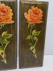 2x Floral Roses Handmade Wooden Lacquer Wall Art Plaques Wall Decor 70s 80s Vtg