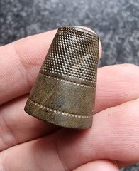Post Medieval Thimble Antique Metal Detecting Find 23x17mm (26)
