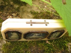 WEDGWOOD XRARE 1790 TOOTHPICK CASE & 3 JASPER MEDALLIONS CUT STEEL BEDS/GOLD