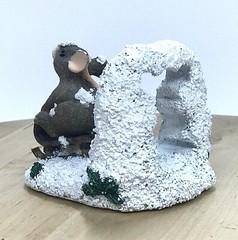 Charming Tails Dashing Through The Snow Item 87/624 Original Box & Packaging