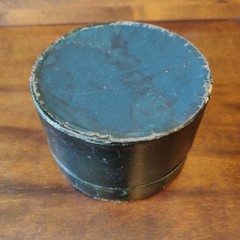 Antique early 20th century Edwardian leather bound round gentleman’s collar box