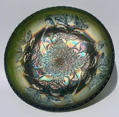 Stag Holly Green Carnival Glass 3 Footed Bowl Beaded Edge Amethyst Irridescence