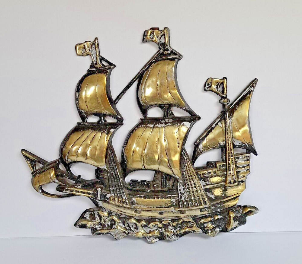 Nautical Schooner Sailing Ship Cast Aluminum Wall Hanging 14 x 13 Made in Japan