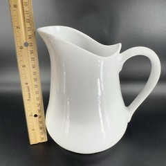 Gordon Bleu BIA International Porcelain Ceramic Pitcher Carafe Made In Brazil