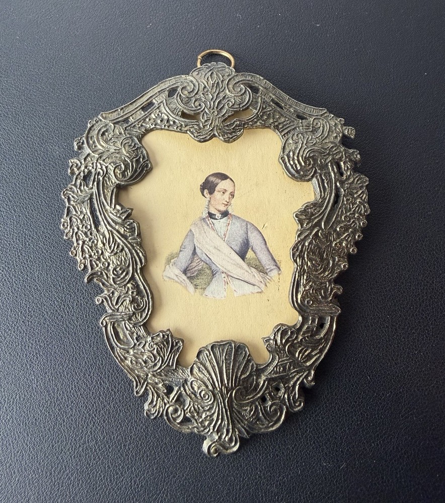 Vintage E.A. RIBA CO. Brooklyn NY Victorian Style 97 Ornate Frame Gold Tone