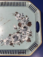 Vintage Hand‑Painted Metal Tray – Nashco – Light Blue Delicate Floral Design