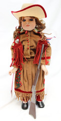 Paradise Galleries Lil Ladies of the Wild West ANNIE OAKLEY 14″ Porcelain Doll