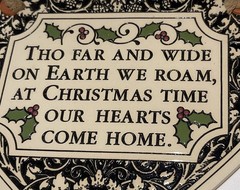 Spooner Creek Designs Ceramic Wall Art Heart Shaped Christmas Michel Macone 1993