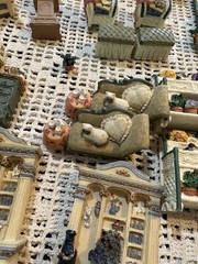 40+ Avon Victorian Memories Miniature Furniture Collectibles Estate *READ*
